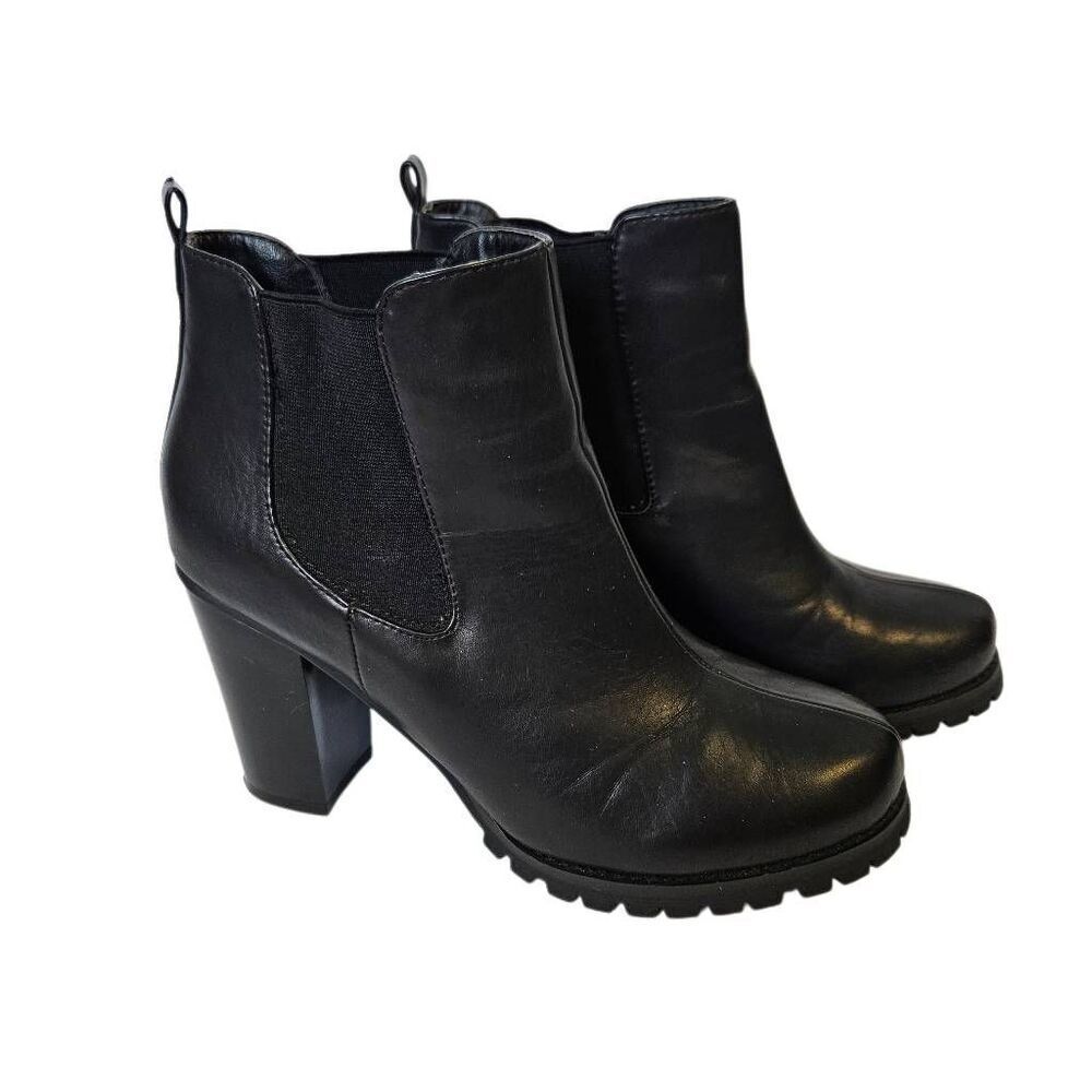Chinese Laundry black heeled booties.  10